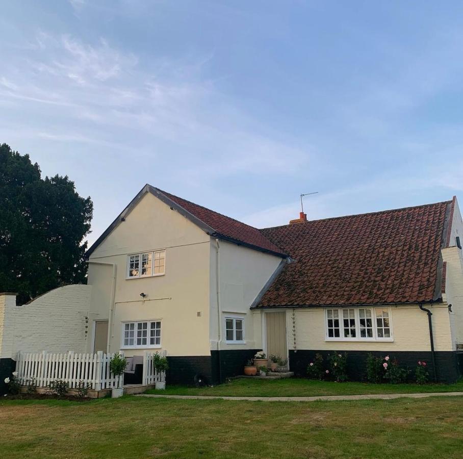 Church Farm Bed & Breakfast Thurlton Eksteriør bilde