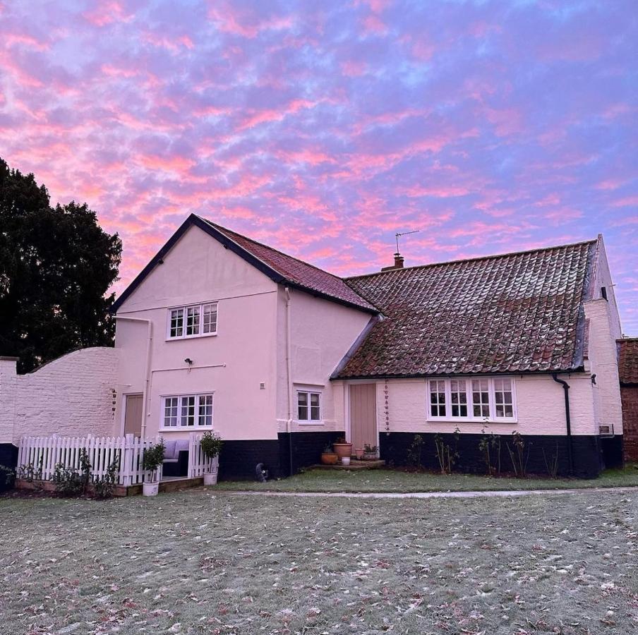 Church Farm Bed & Breakfast Thurlton Eksteriør bilde